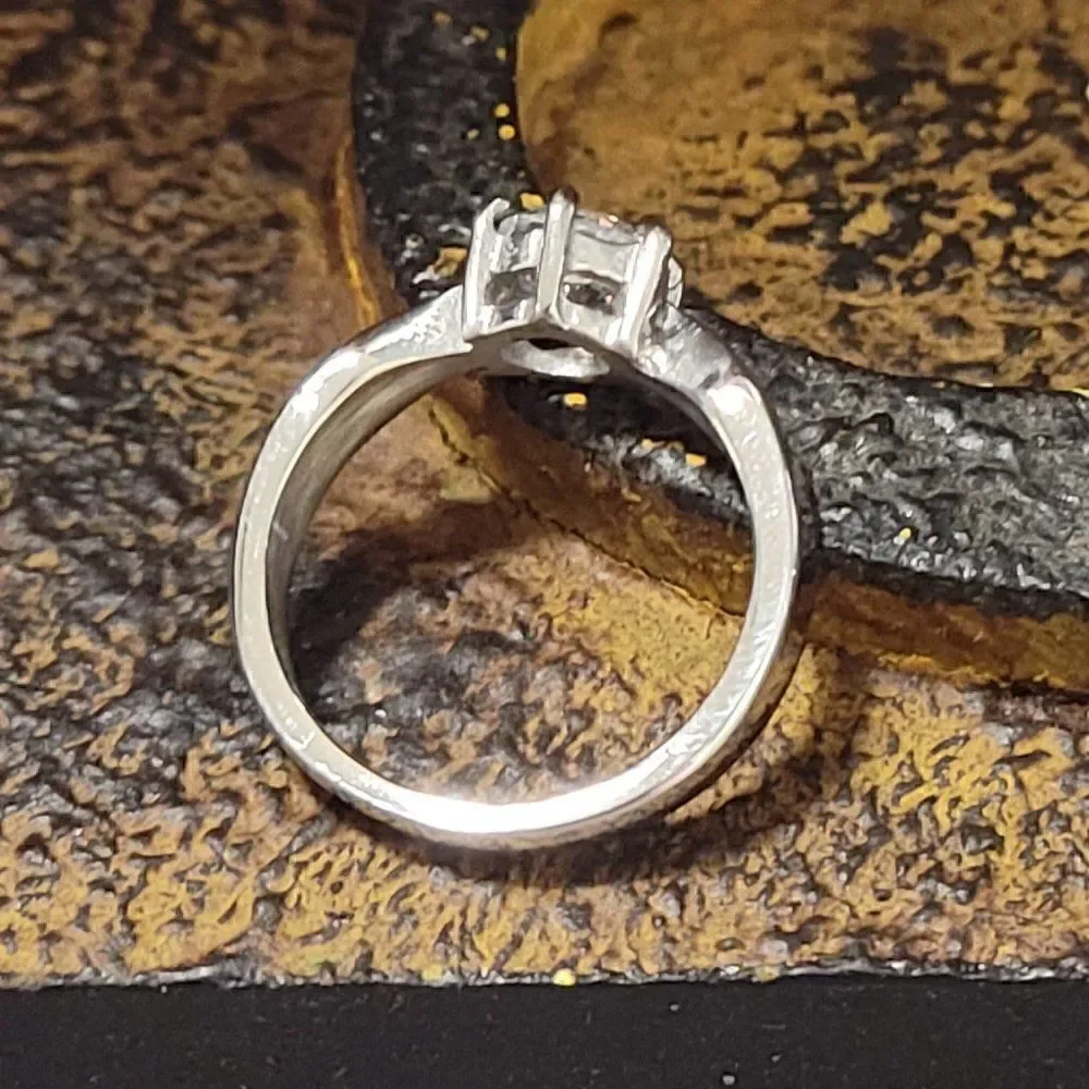 Women's Silver Solitaire Wedding Ring - Pinky Promise ring - Girls Wedding Ring